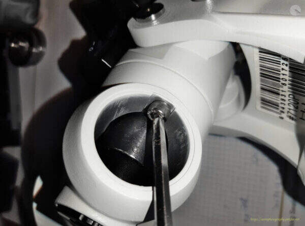 iOptron CEM25P - screw the second inner screw