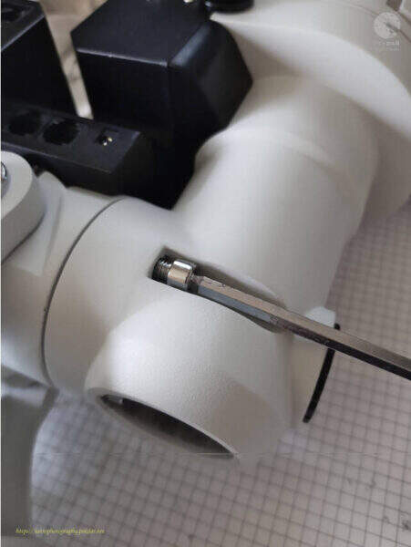 iOptron CEM25P - two, longer screws